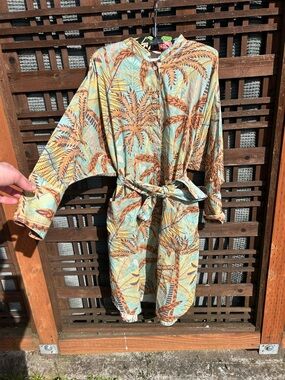 Powder Palm-Print Button-Front Robe Dress in Mint and Brown